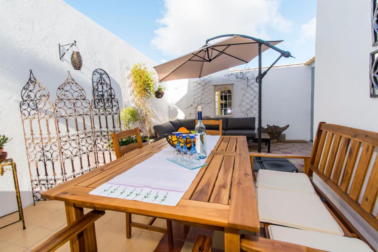 Charming Town House Just 500M From The Marina And Its Well Known Typical Market Villa Olhao Exterior photo