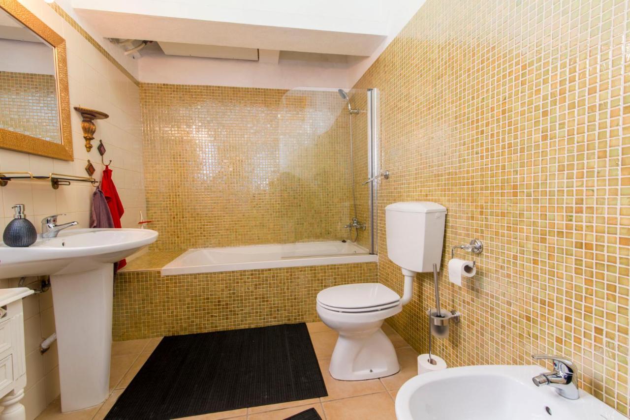 Charming Town House Just 500M From The Marina And Its Well Known Typical Market Olhao Exterior photo
